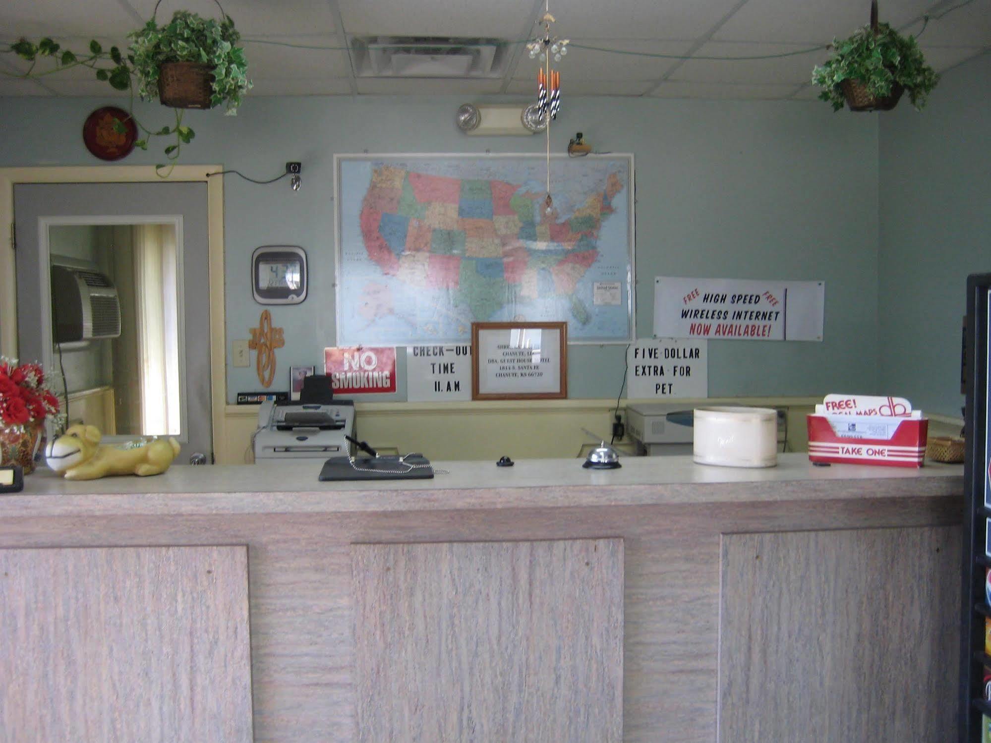 Guest House Motel Chanute Dalaman gambar