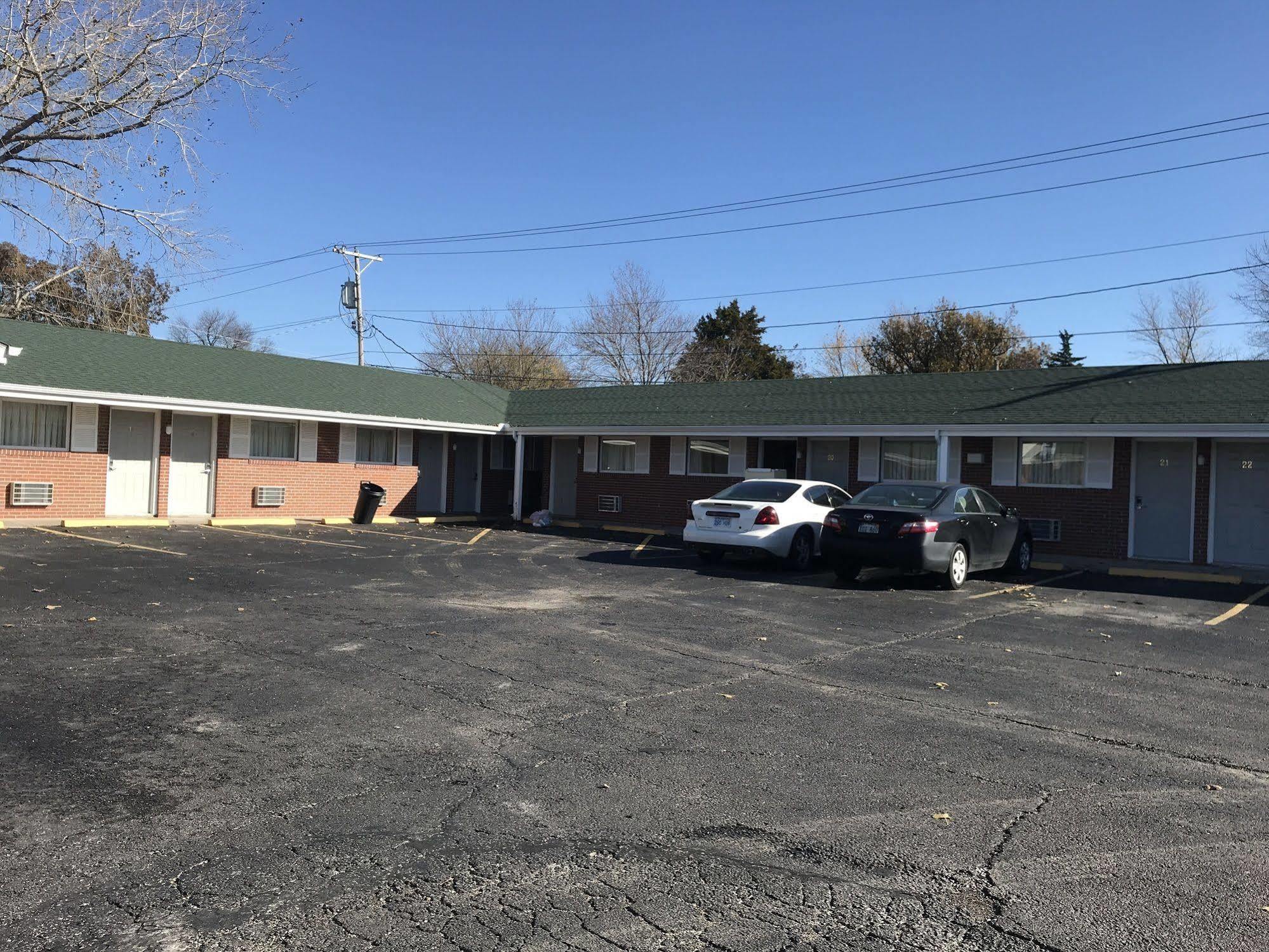 Guest House Motel Chanute Luaran gambar